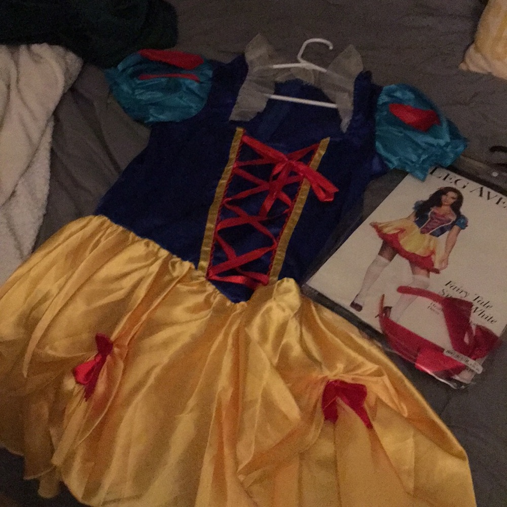 Leg avenue Snow White costume